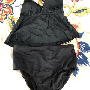 Blank Tankini NWT size 18